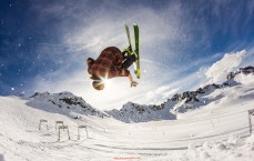 瓜子直播-FM游戏中意甲球队买下球场的策略与技巧详解