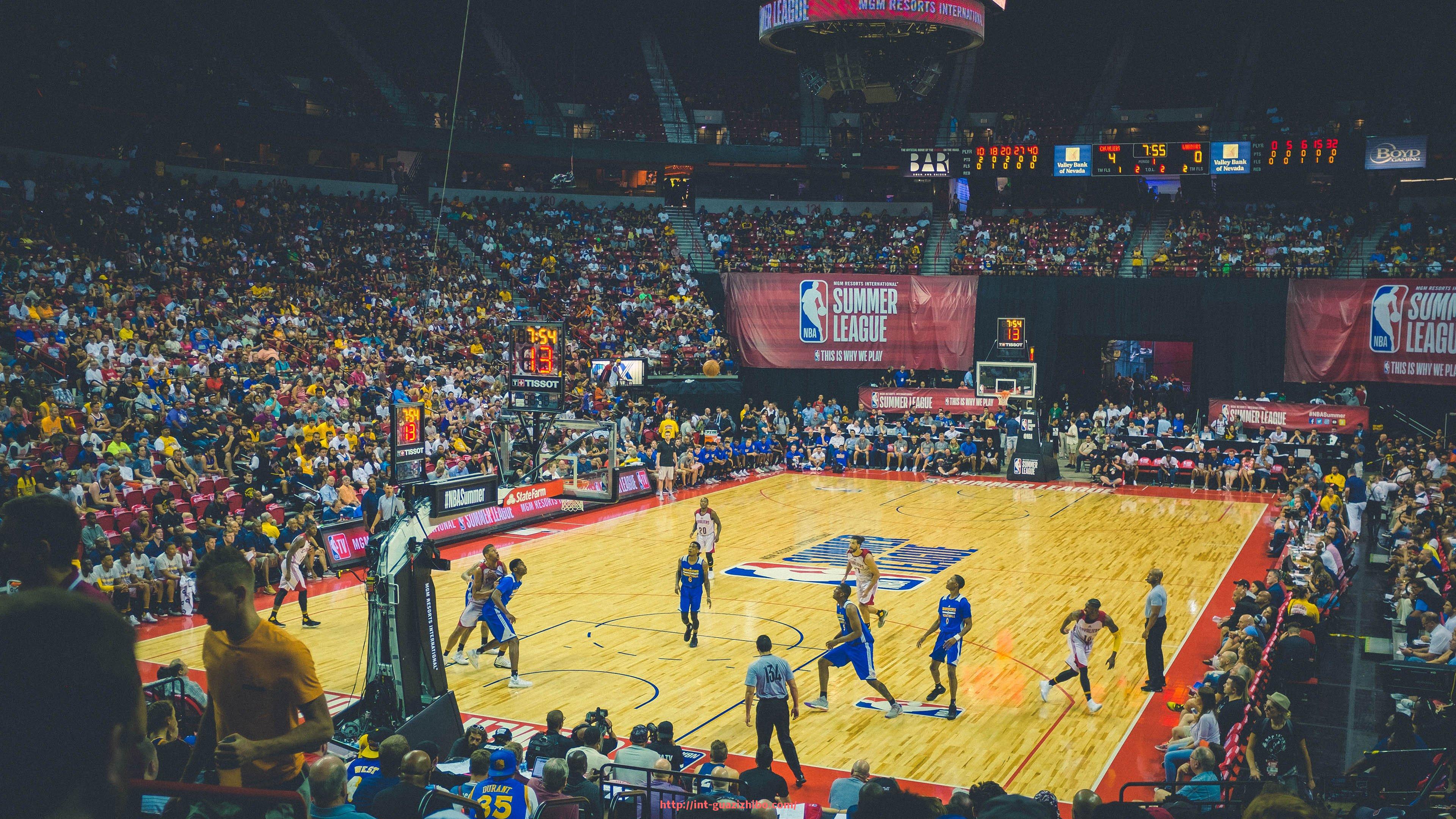 瓜子直播-安东尼在火箭队的表现及球队适应情况探讨